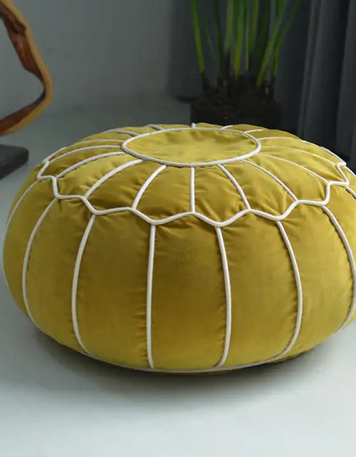 Load image into Gallery viewer, Moroccan Pouf ® - Velvet
